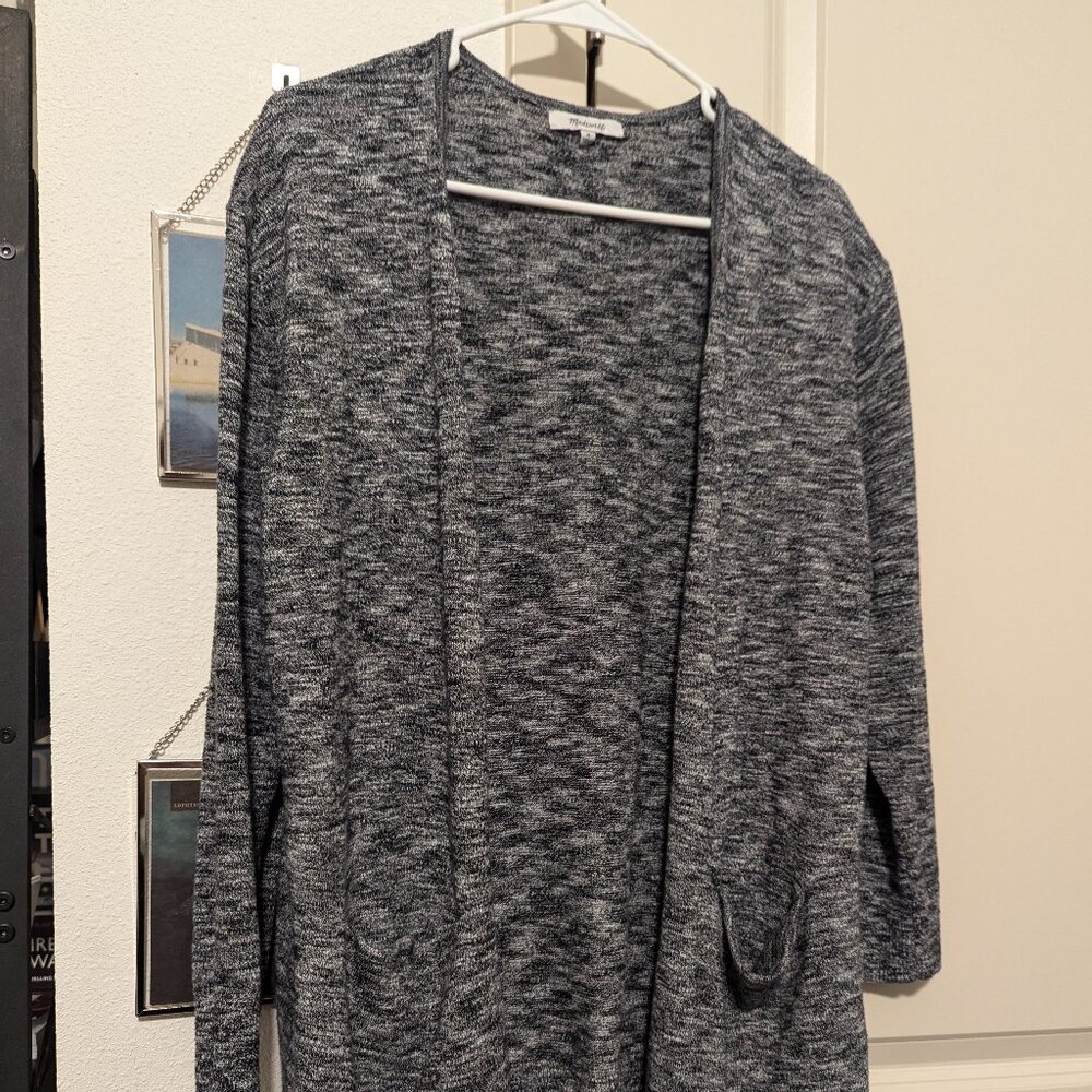 Madewell cardigan with pockets size medium